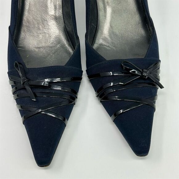 Stuart Weitzman Women's Navy Blue Pointed Toe Bow Swirled Heels Size 10.5 Narrow - Picture 5 of 14